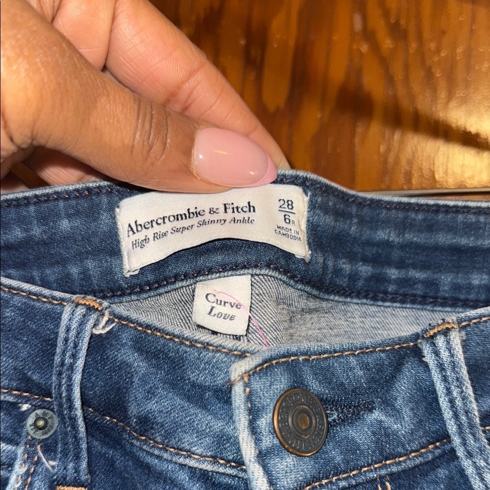 Abercrombie & Fitch High Rise Blue Jeans with Distressed Details - Curve Love - Picture 2 of 9